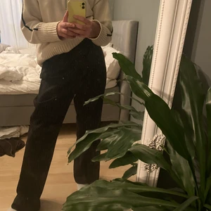 Kostymbyxor  - Oversize randiga kostymbyxor som tyvärr var för stora för mig, köpta här på plick💘💘