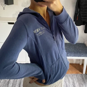 Retro mjukis tröja - Mjukis tröja med zip💜