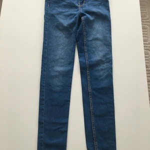 Lager 157 byxor  - Ett par lager 157 byxor i storlek XS använd en gång 