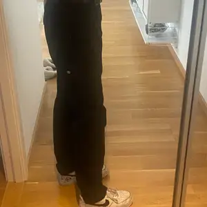 New black dickes cargo pants used one time reason didn’t fit me W30/L32 original price on ASOS 685kr 