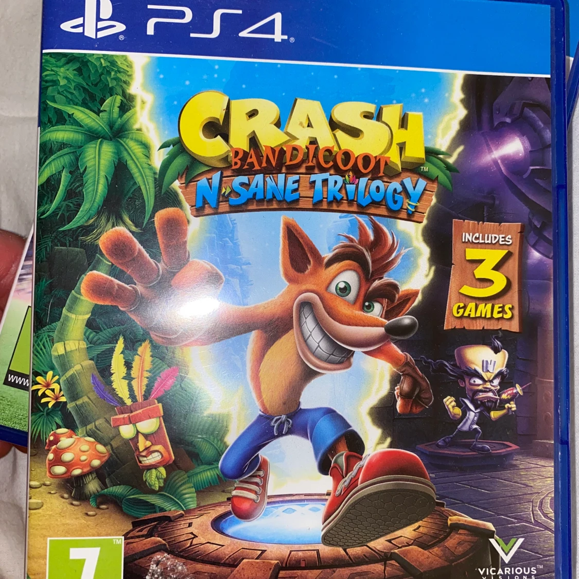 FIFA 16 17 18 och crash till ps4 - 90