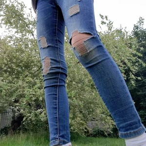 Säljer ett par byxor - Hej jag säljer ett par byxor pga att dem är för små för mig. Frakt 50kr