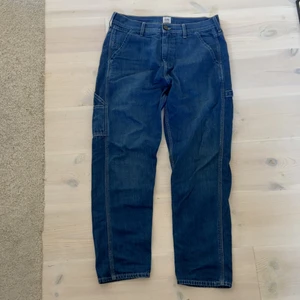 Lee workwear jeans - W32 L32 lite mer än 1 år gamla 