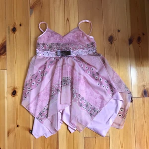 Babydoll topp - Rosa babydoll topp i meshtyg.