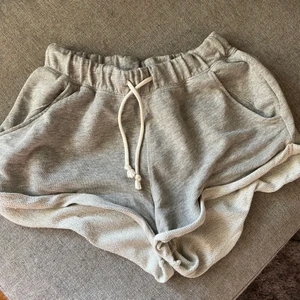 Shorts  - Använda men bra skick, strl. XS