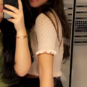 Zara - Topp från zara, lite croppad anvönd 1 gång 