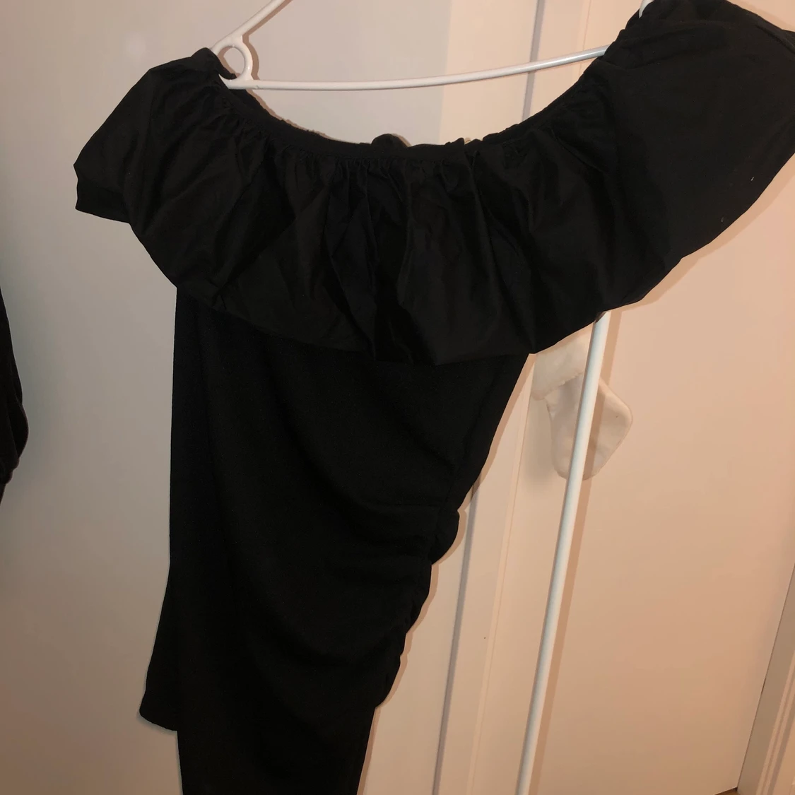 Offshoulder klänning