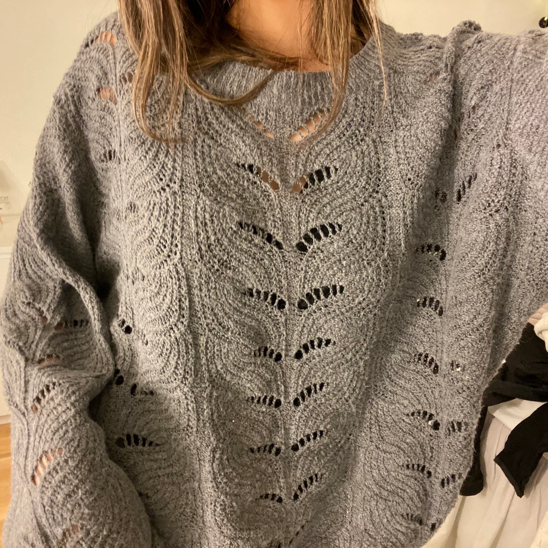 Stickad tröja strl M - 90