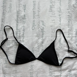 Bikini överdel - Svart bikini överdel från Zaful🖤 Aldrig använd bara testad!