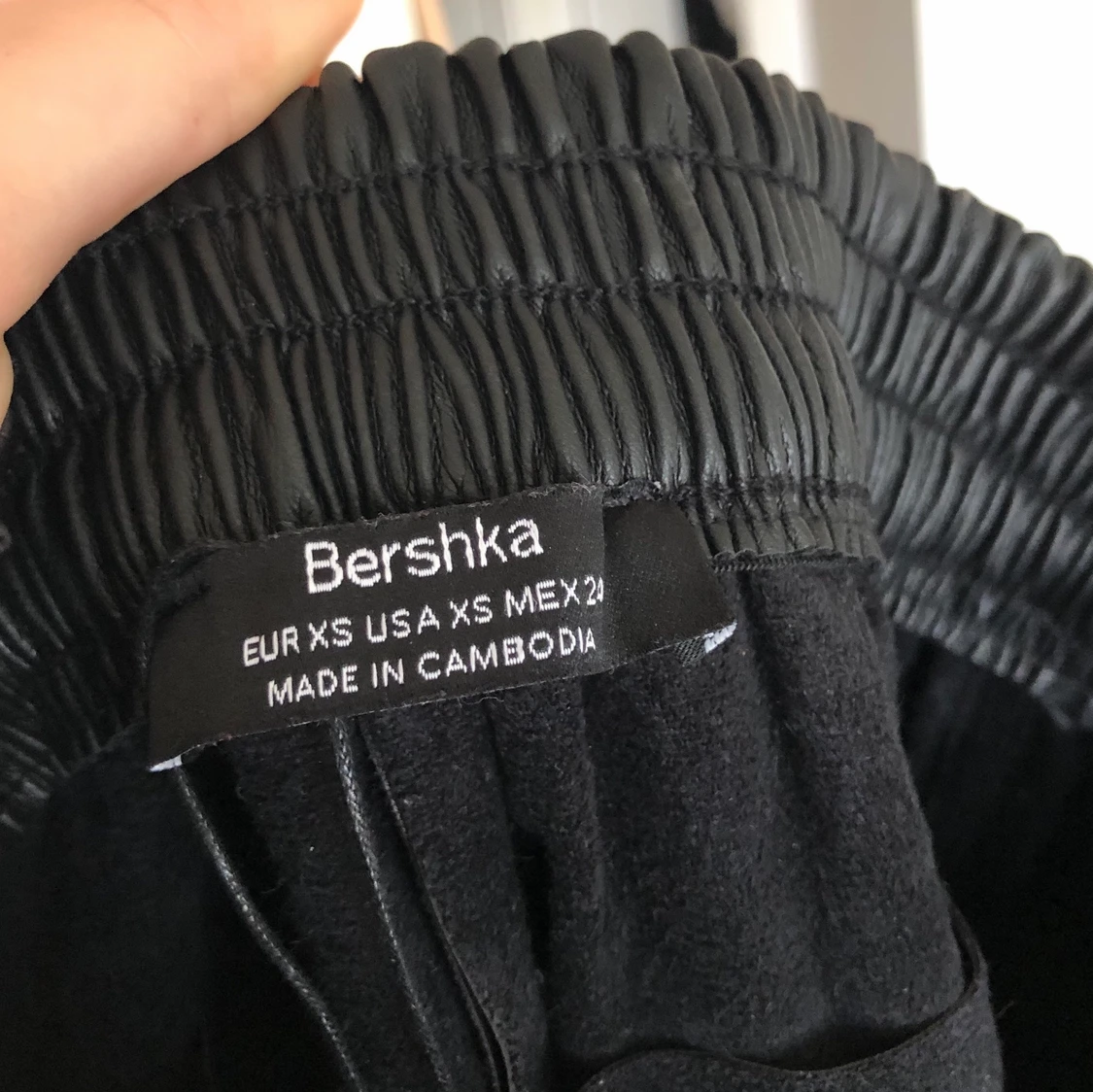 Skinnbyxor Bershka  - 91