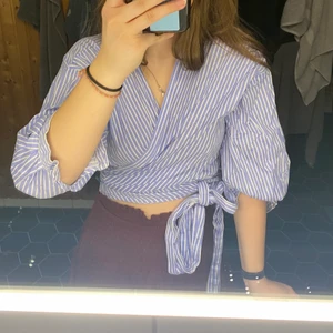 Fin blus - Fin randig blus perfekt till sommaren från Zara!