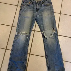 Sjukt Clean Levis jeans storlek 32