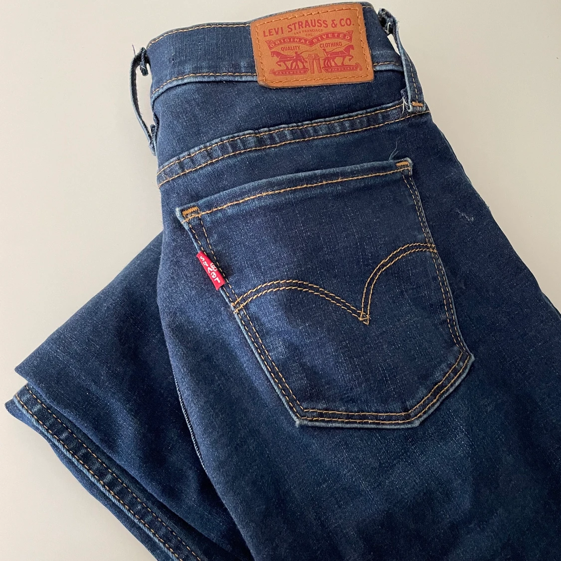 Levis jeans