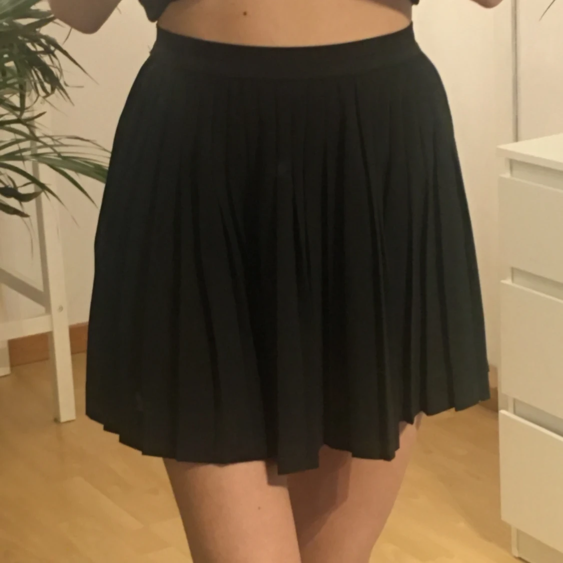 Plissead svart kjol 🖤