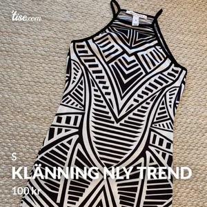 Klänning  - Mycket fint skick. Den NLY trend