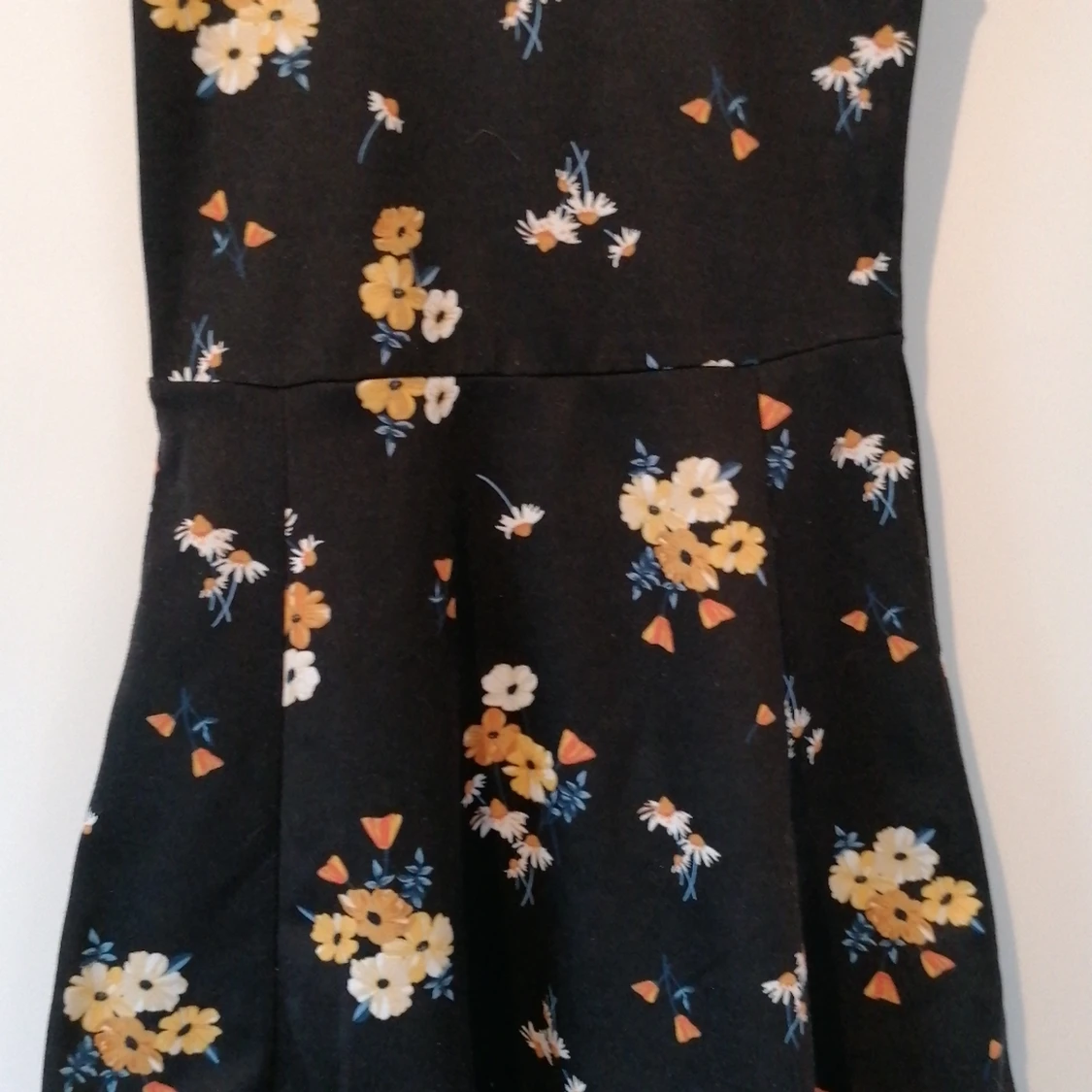 Urringad, blommig klänning 🌸 - 90