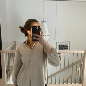 Skinnskjorta  - Intresse koll på en superfin skinnskjorta!💗