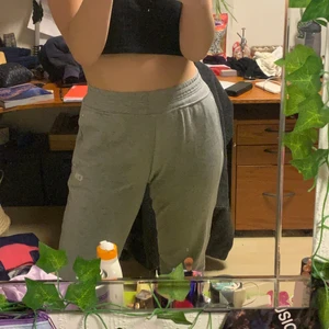 ICIW mjukisbyxor - Använder dem inte så mycket så säljer❤️