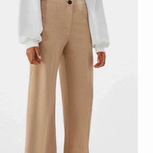 Berska kostymbyxor  - Jätte fina men tyvär för små för mig. Nyskick