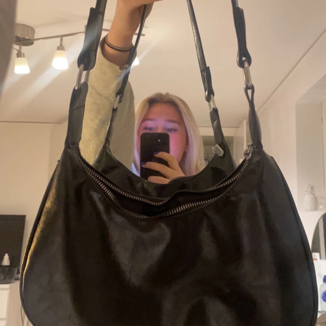 Svart handväska - 90
