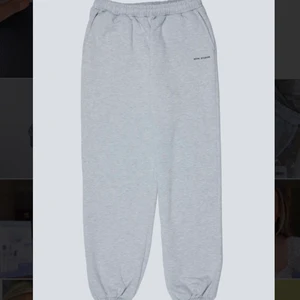 NICKI STUDIOS - Helt nya och oanvända Nicki Studios mysbyxor med alla lappar kvar