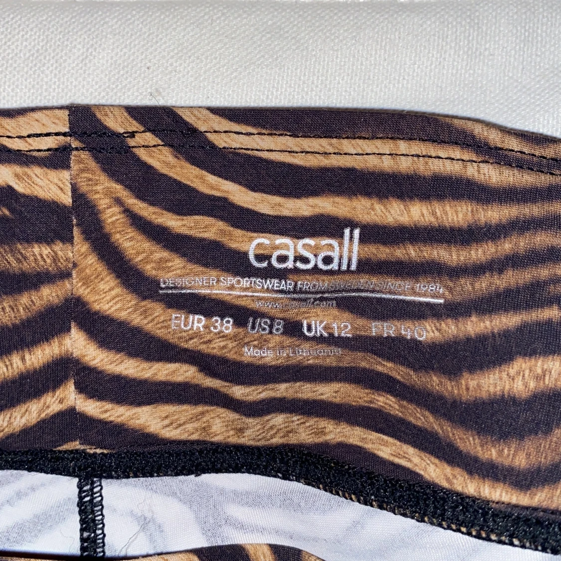 Utsvängda träningsbyxor  - 91