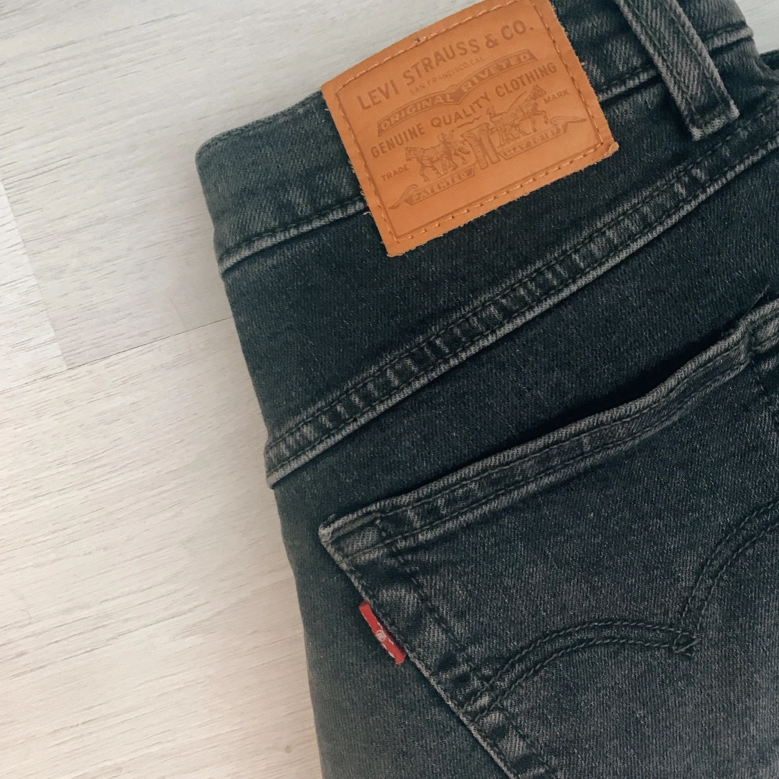 Levis svarta shorts - 91