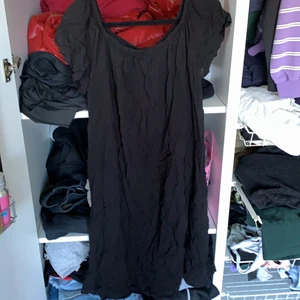 Klänning lager 157 - Aldrig använd, väldigt fin klänning one size från lager 157