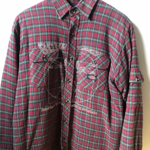 Reckless scholars overshirt - Reckless scholars overshirt från deras lost and found collection några år tillbaka. Fint skick, använd fåtal gånger. Storlek M/L, passar mig som är 180 väger 75. Fitpic i pm. Pris: 750kr, nypris 2100. 