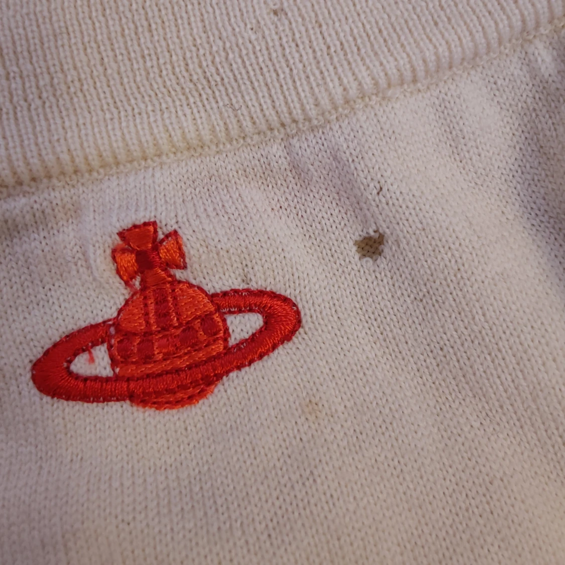 Vivienne Westwood-tröja OBS defekt! - 90