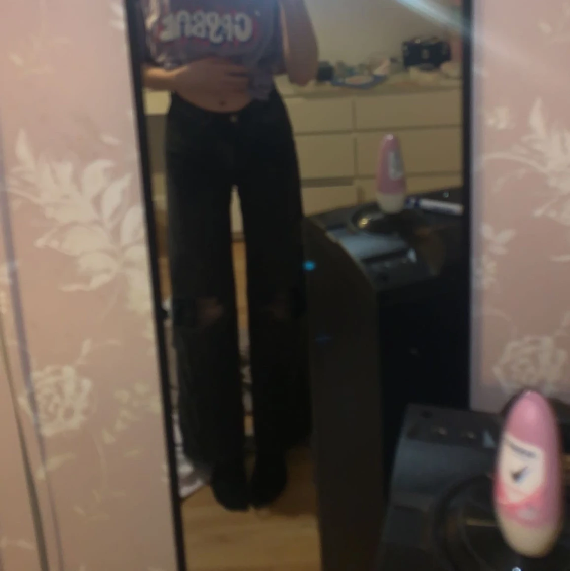 Hm svarta håliga jeans