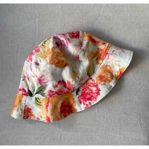 For Love & Lemons bucket hat - Helt ny bucket hat från For Love & Lemons. 