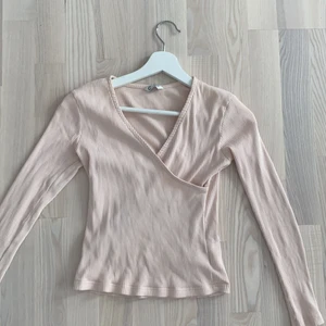 Rosa topp - En rosa långärmad tröja 