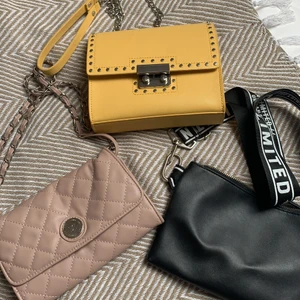 Väskor till salu!  - Säg priset själv! 