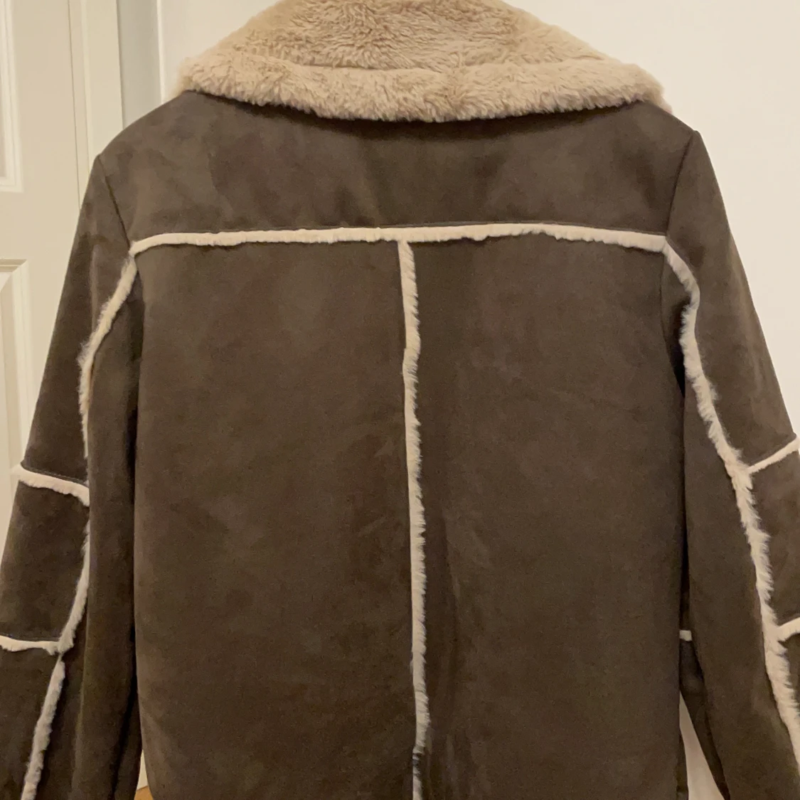 HELT NY JACKA NAKD  - 91