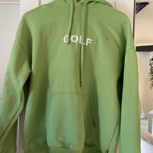 Golf hoodie - Grön golf hoodie, knappt använd!