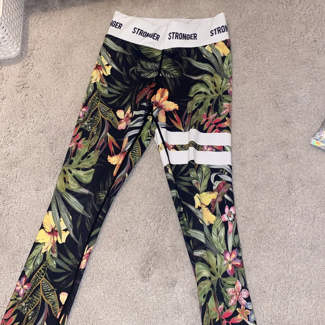 Storlek XS/S stretchiga  - 90