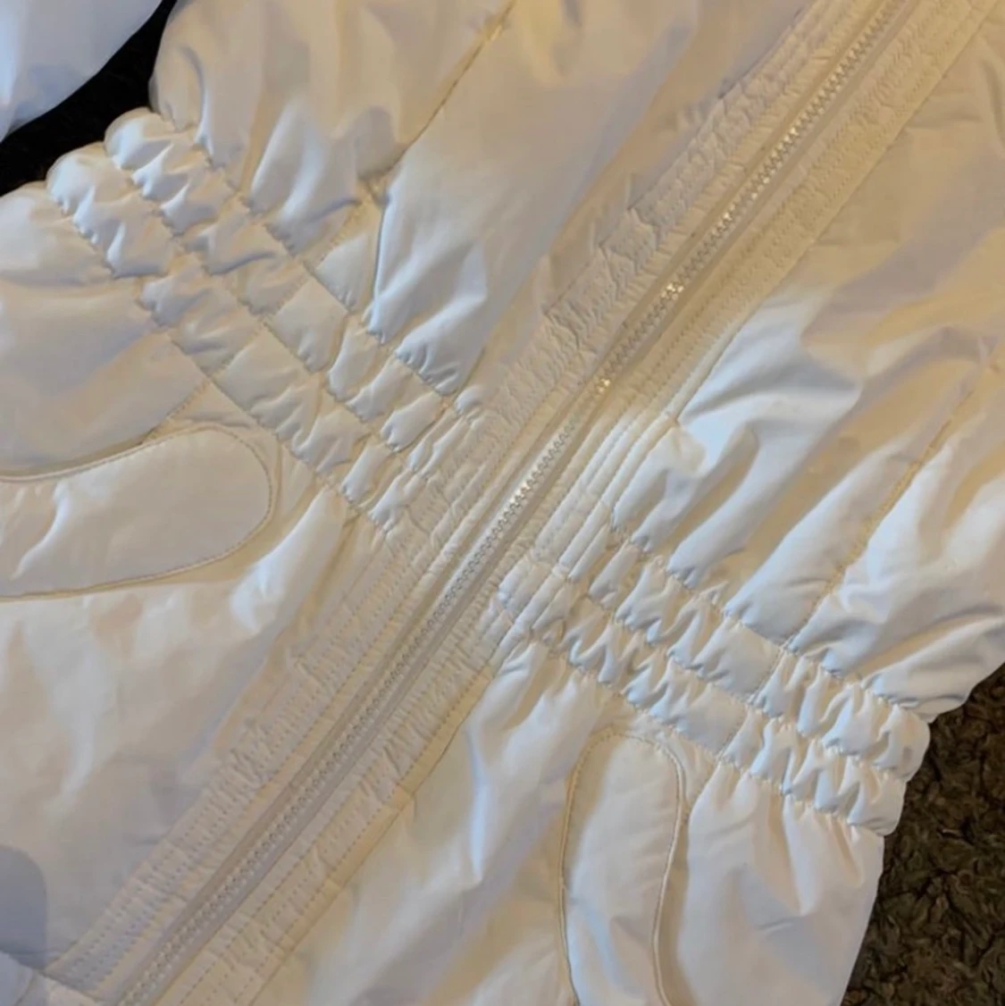 Hvit boblejakke - 91