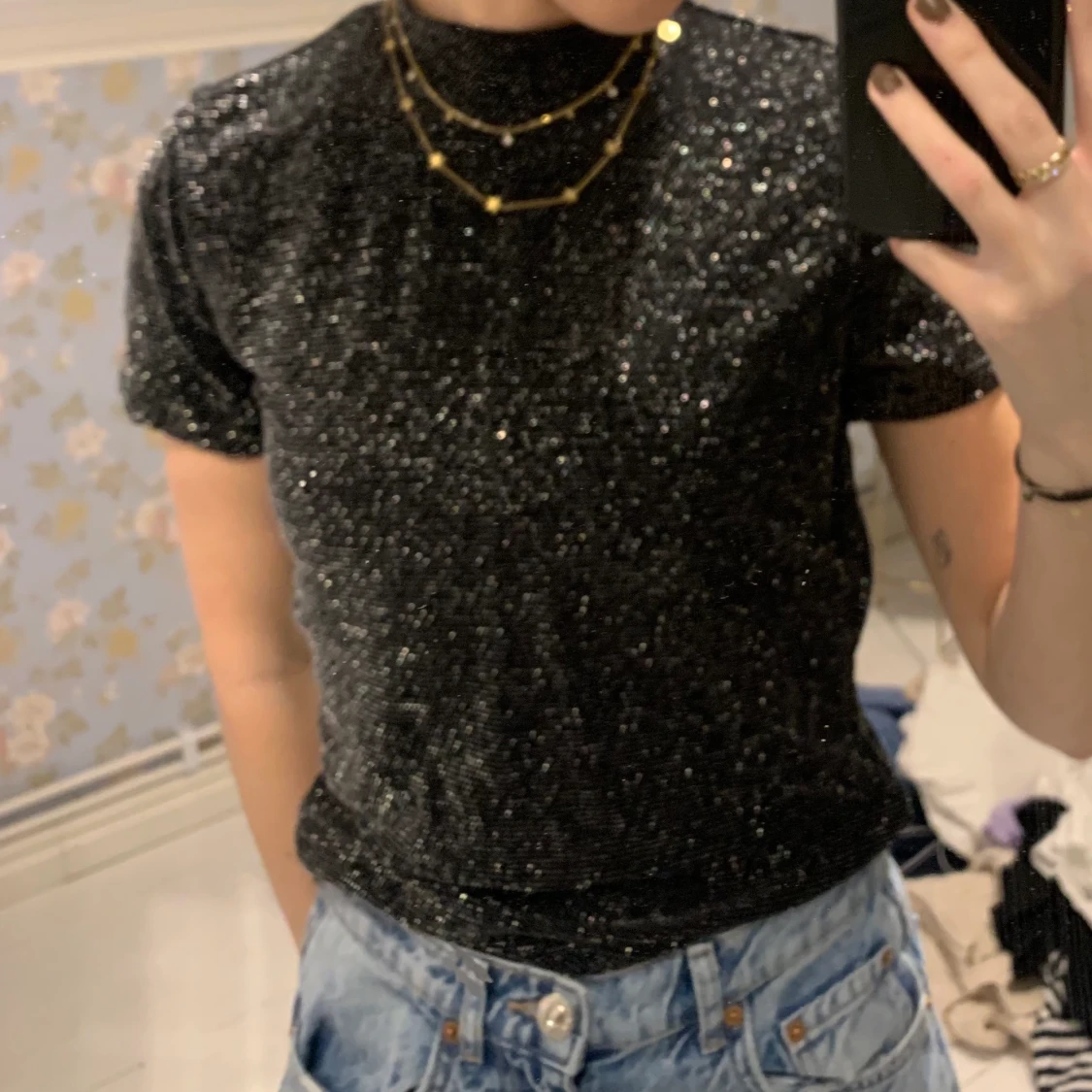 glittrig tröja 