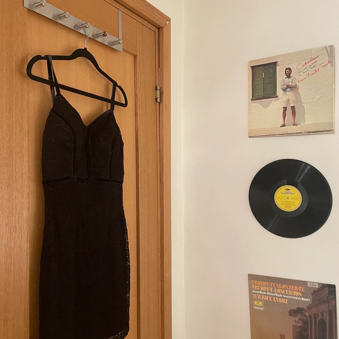 Klänning från Guess