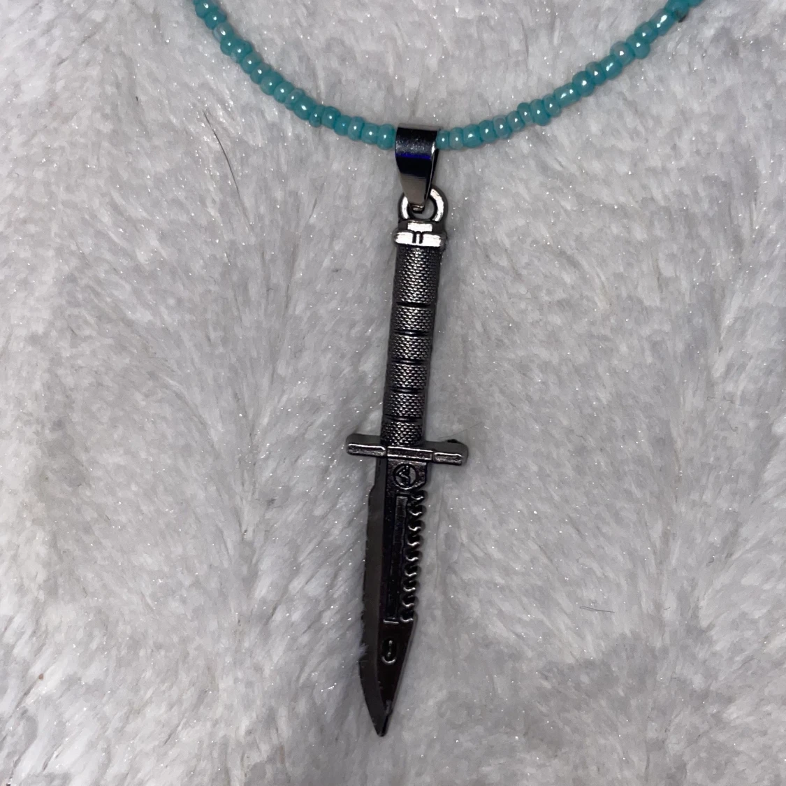 kniv halsband med pälor - 90