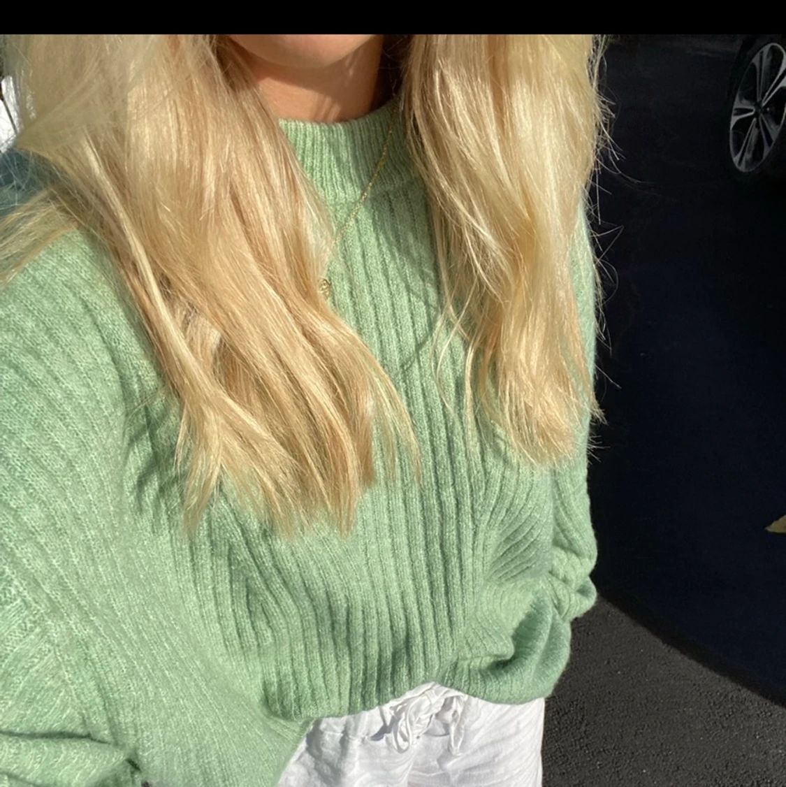 Grön stickad tröja