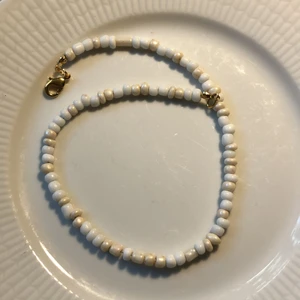 ~Matilda necklace~ - Här får ni se Matilda nacklace!🥰❤️ Hon passar till så mycket. Om du vill köpa kan du kontakta genom att trycka på kontakta nedanför bilden.🥰❤️ Hoppas att ni vill köpa!🥰❤️