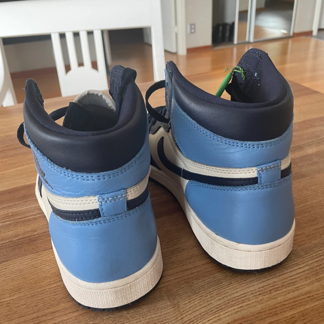 Obsidians storlek 43