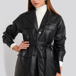 Snygg höst jacka - Den slutsålda populära jackan från nakd. Köparen står för frakt💓 