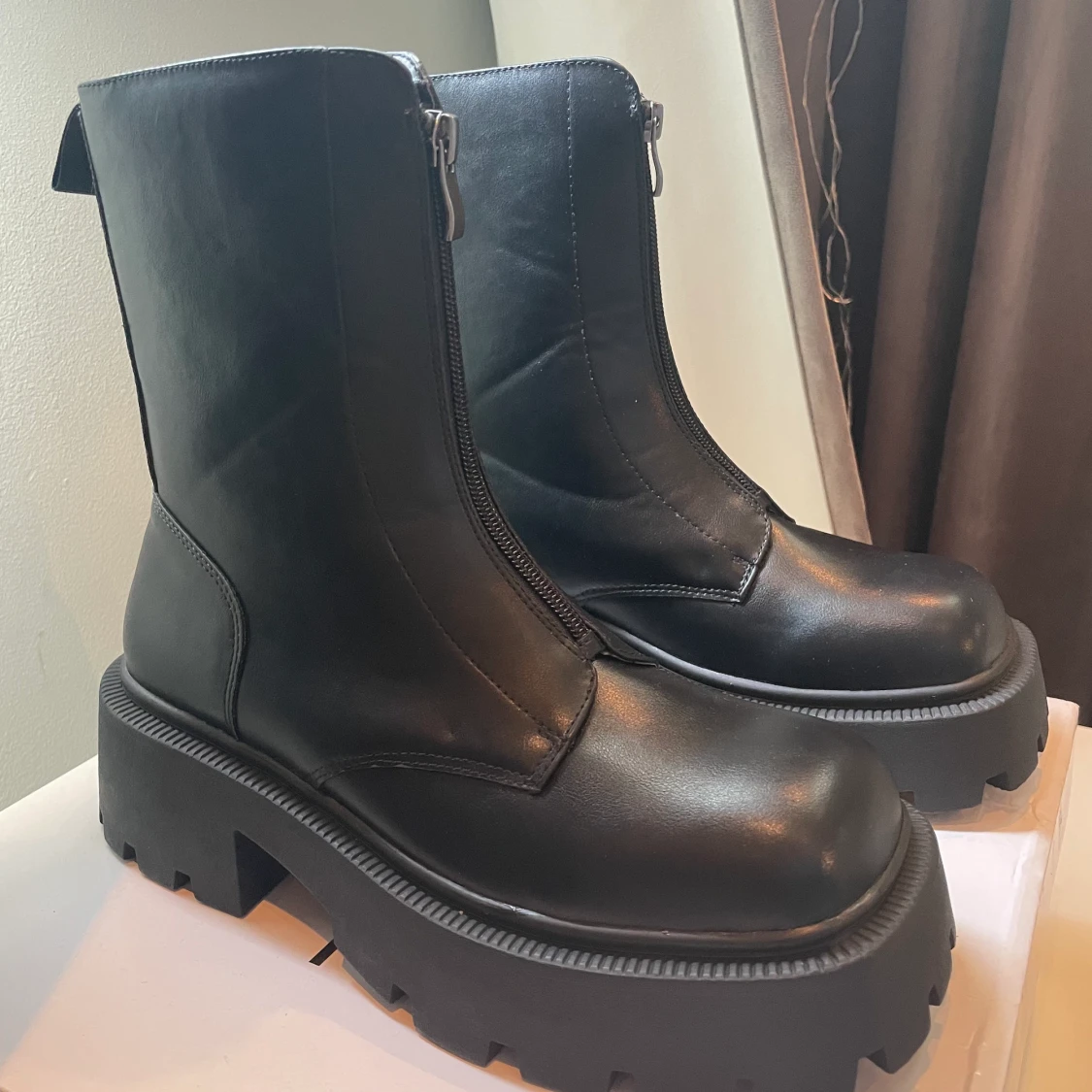 Chunky boots (oanvända) - 91
