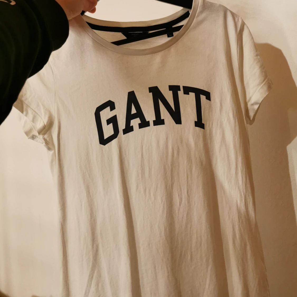 Vit gant t-shirt