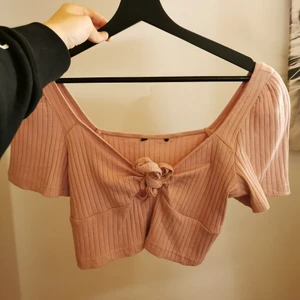 Rosa topp - Rosa topp storlek s, 50 kr + frakt 