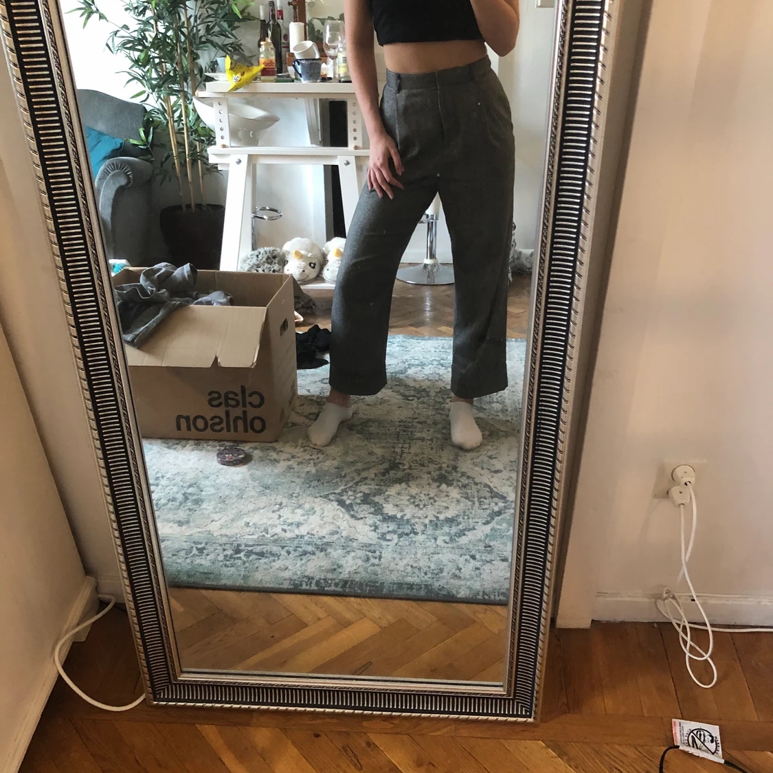 Gråa högmidjade kostymbyxor  - 90