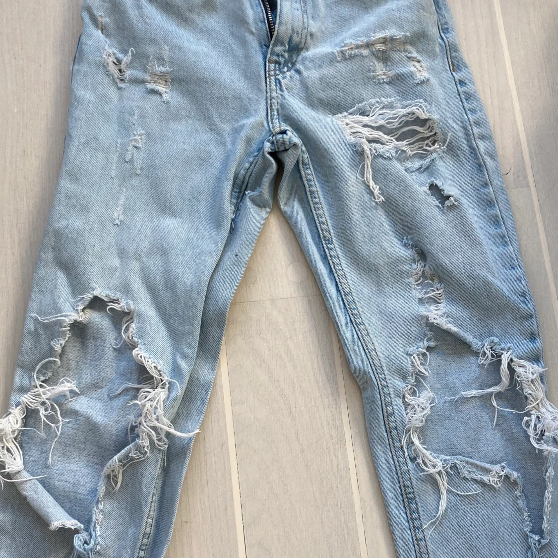 Ripped Mom Jeans - 32 EU  - 91